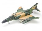 F-4 C/D PHANTOM II 1:32 thumbnail