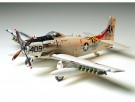 DOUGLAS SKYRAIDER AD-6 (A-1H) 1/48 Fly Skala Byggesett thumbnail