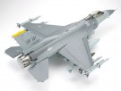 LOCKHEED MARTIN F-16CJ BLK 50 1/32 Fly skala byggesett thumbnail