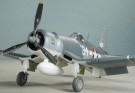 VOUGHT F4U-1A CORSAIR Fly skala byggesett thumbnail
